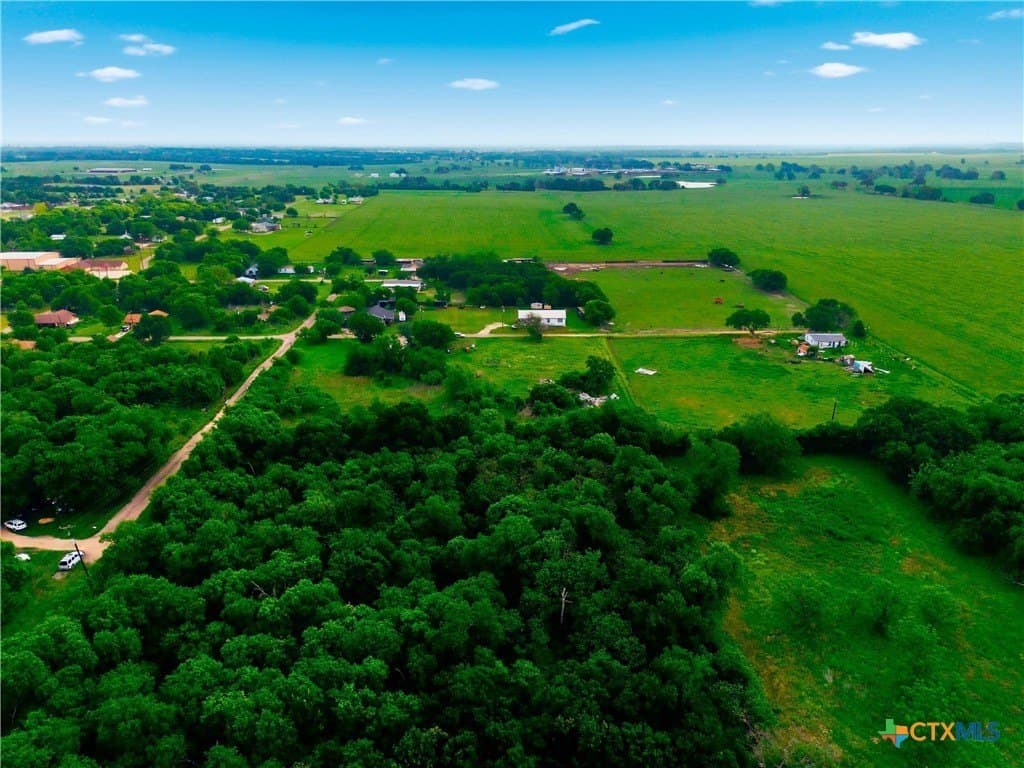 1.02 acres in Falls County gallery image 4