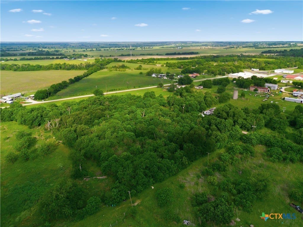 1.02 acres in Falls County gallery image 3