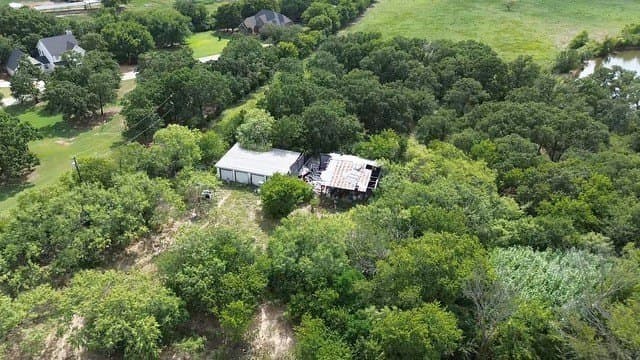 5.7 acres in Tarrant County - photo 6