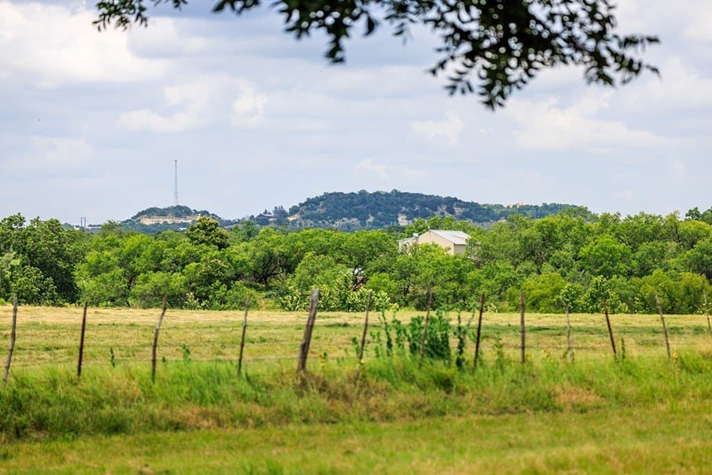 52.23 acres in Gillespie County - photo 52