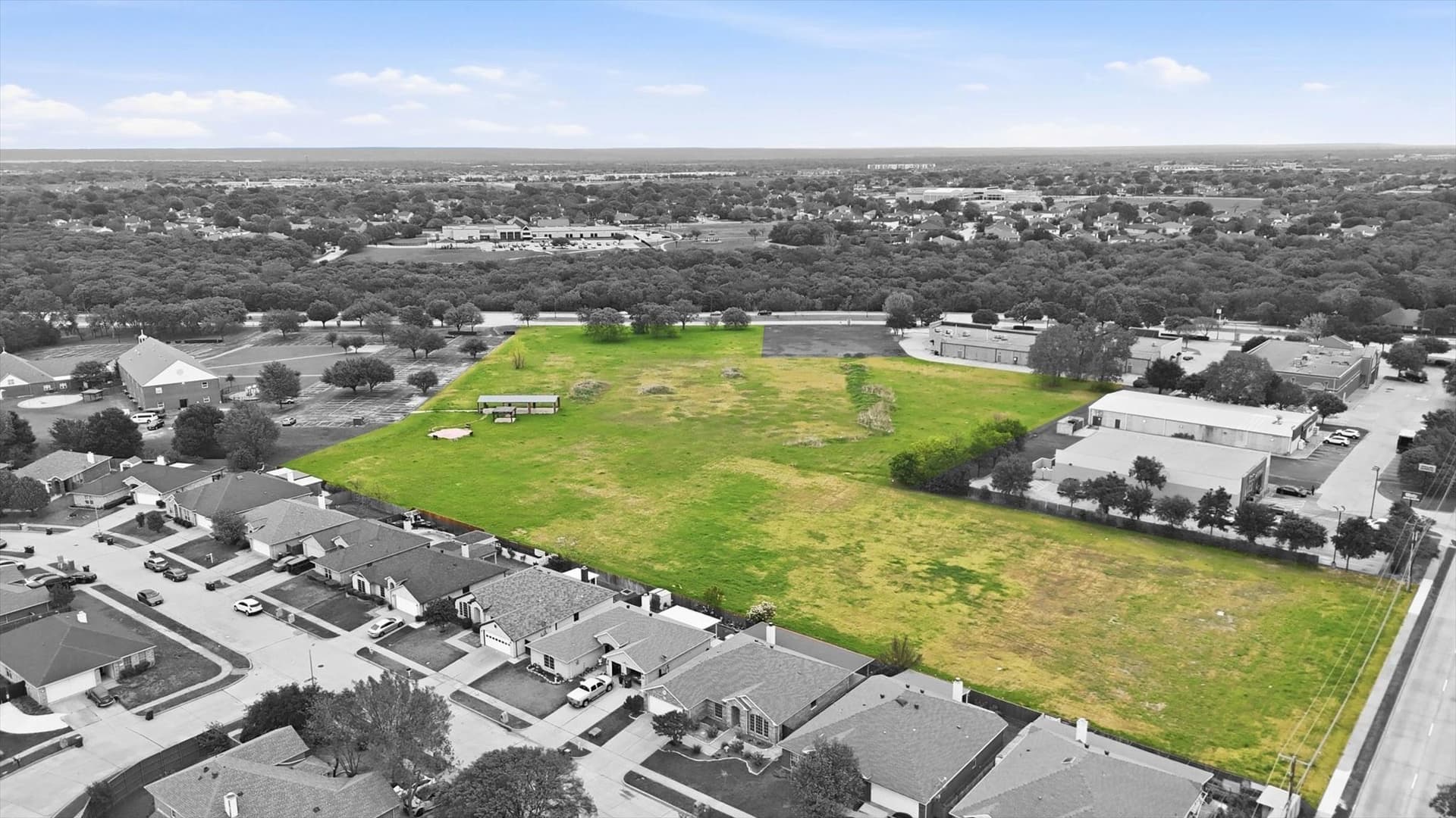 7.5 acres in Tarrant County gallery image 3