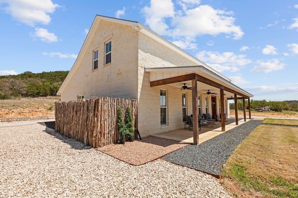 69.33 acres in Gillespie County - photo 10