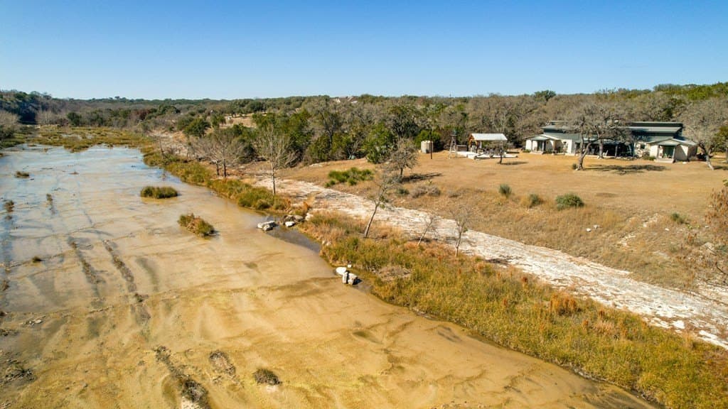 13.94 acres in Kerr County gallery image 3