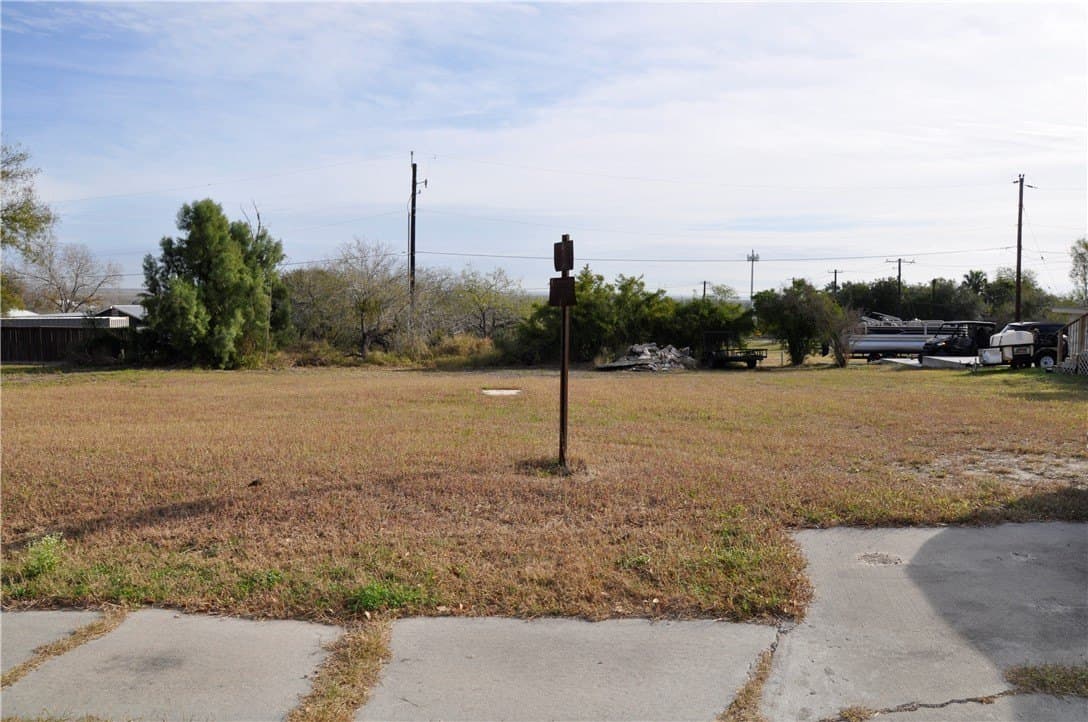 0.25 acres in Nueces County