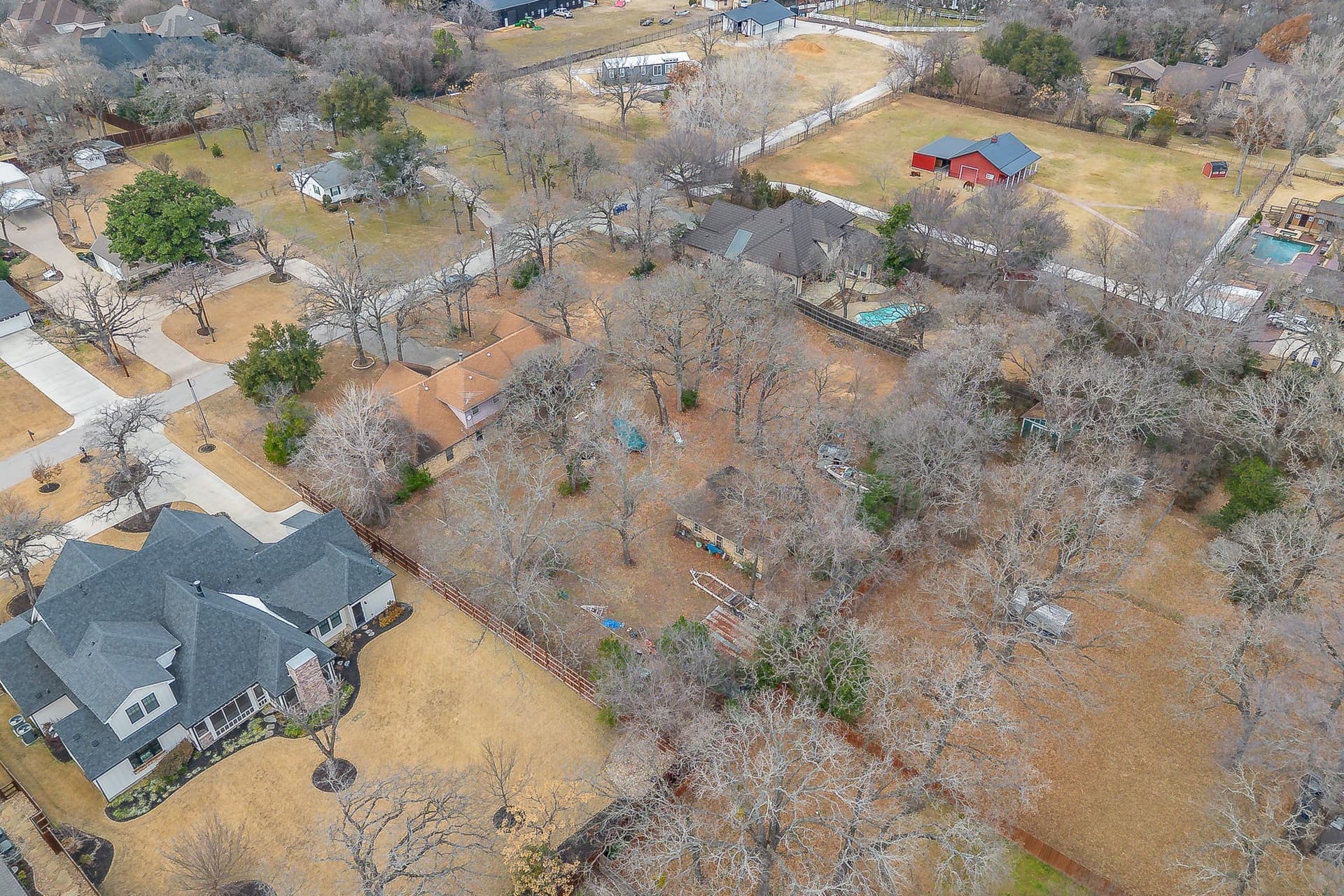 0.37 acres in Tarrant County gallery image 4