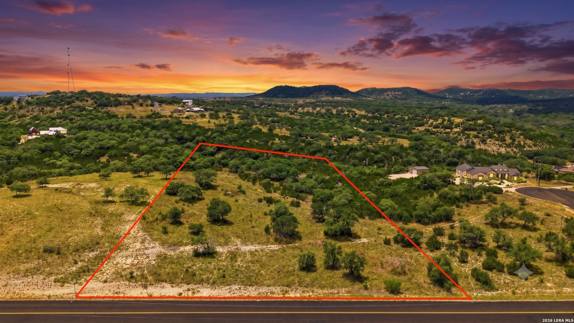 5.29 acres in Kendall County