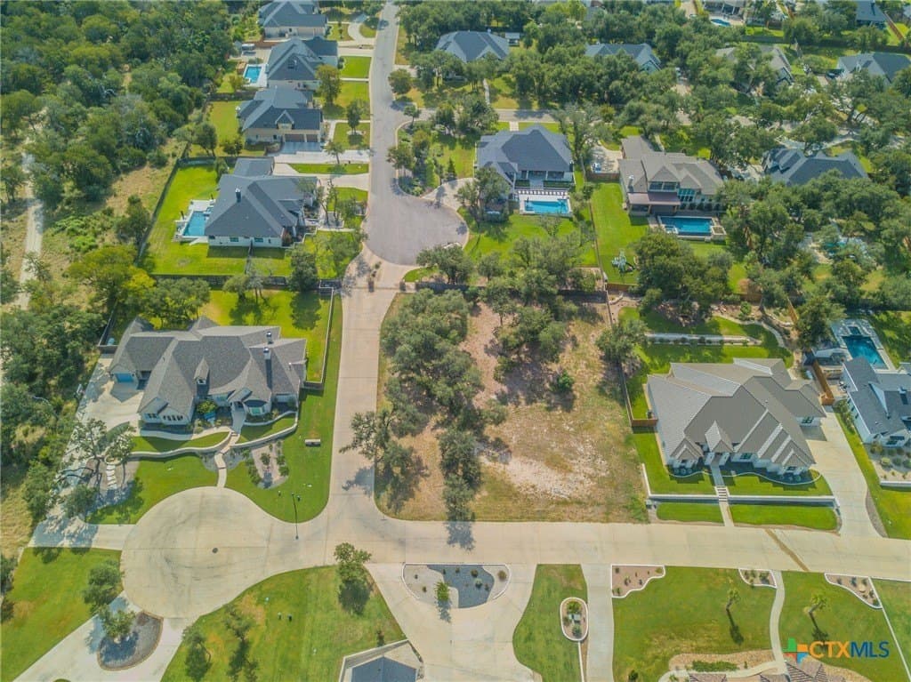0.52 acres in Bell County - photo 4