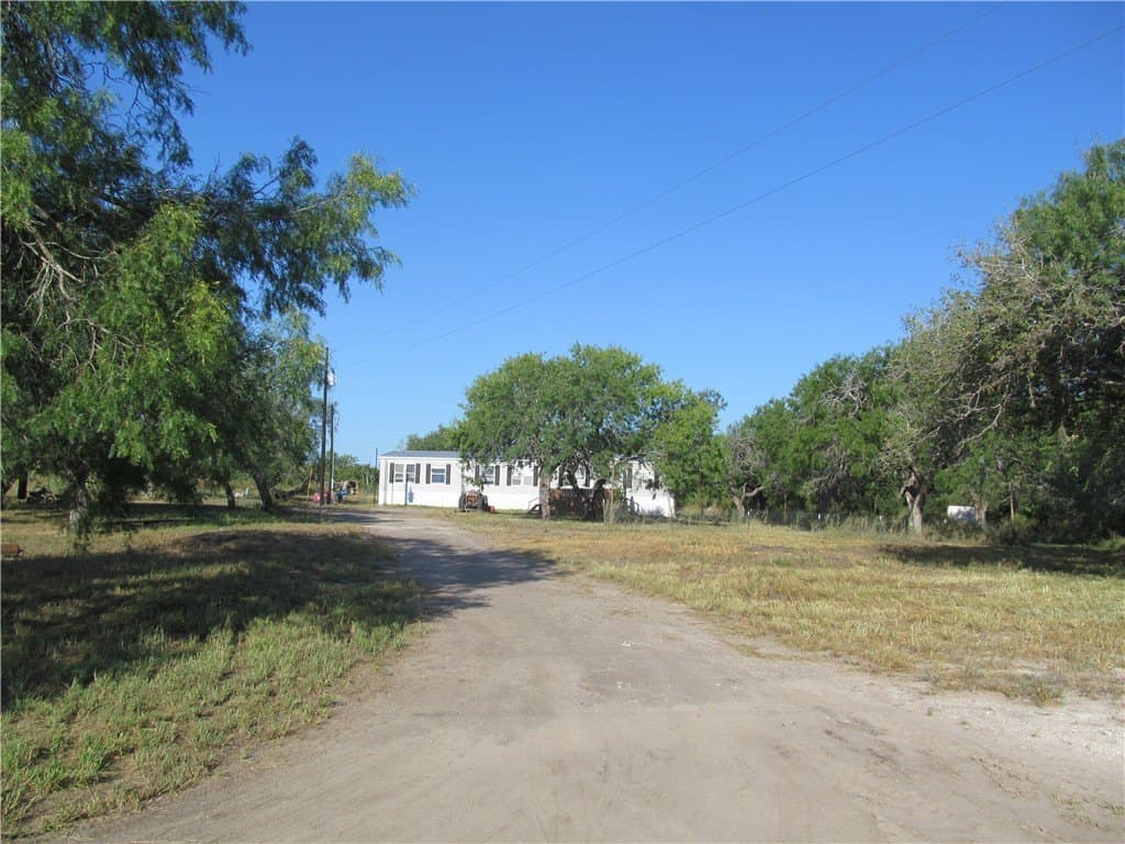 100,000 acres in Live Oak County - photo 2