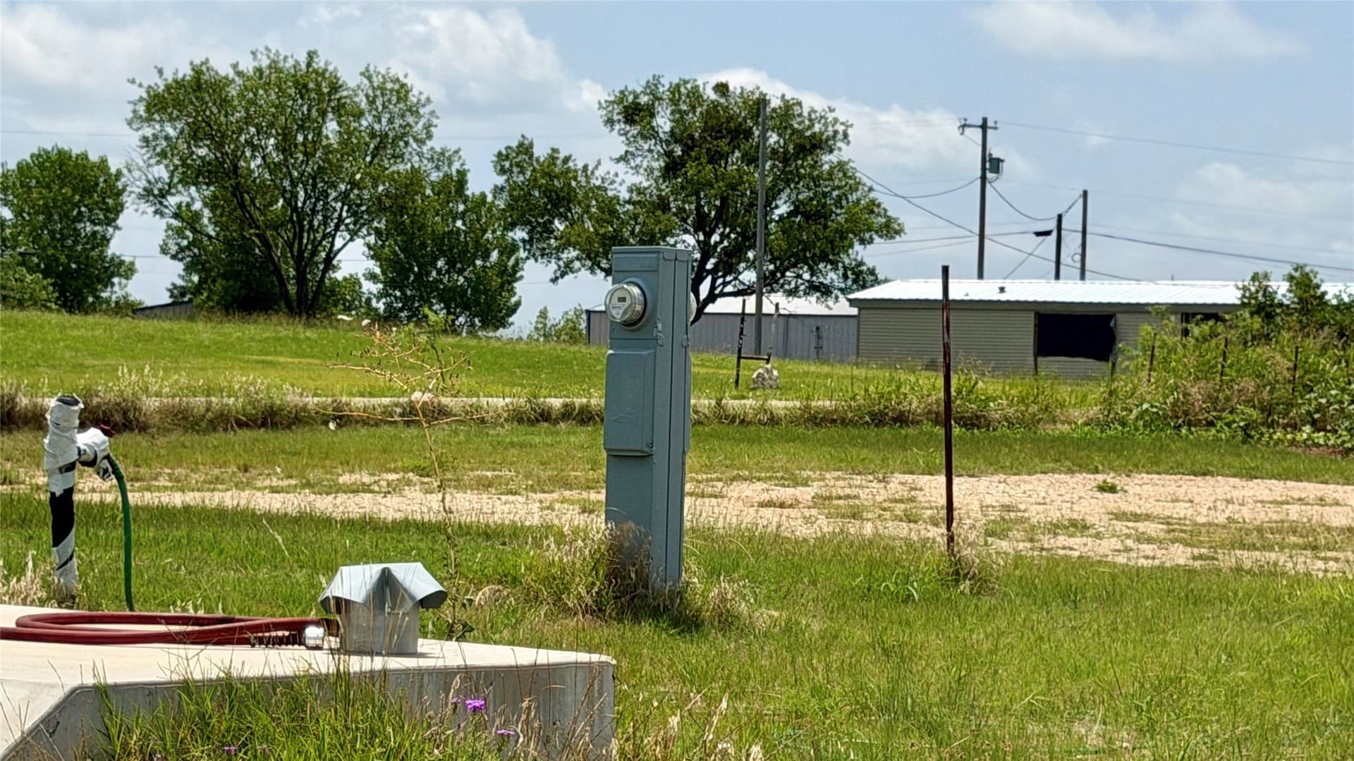 5.5 acres in Montague County - photo 4