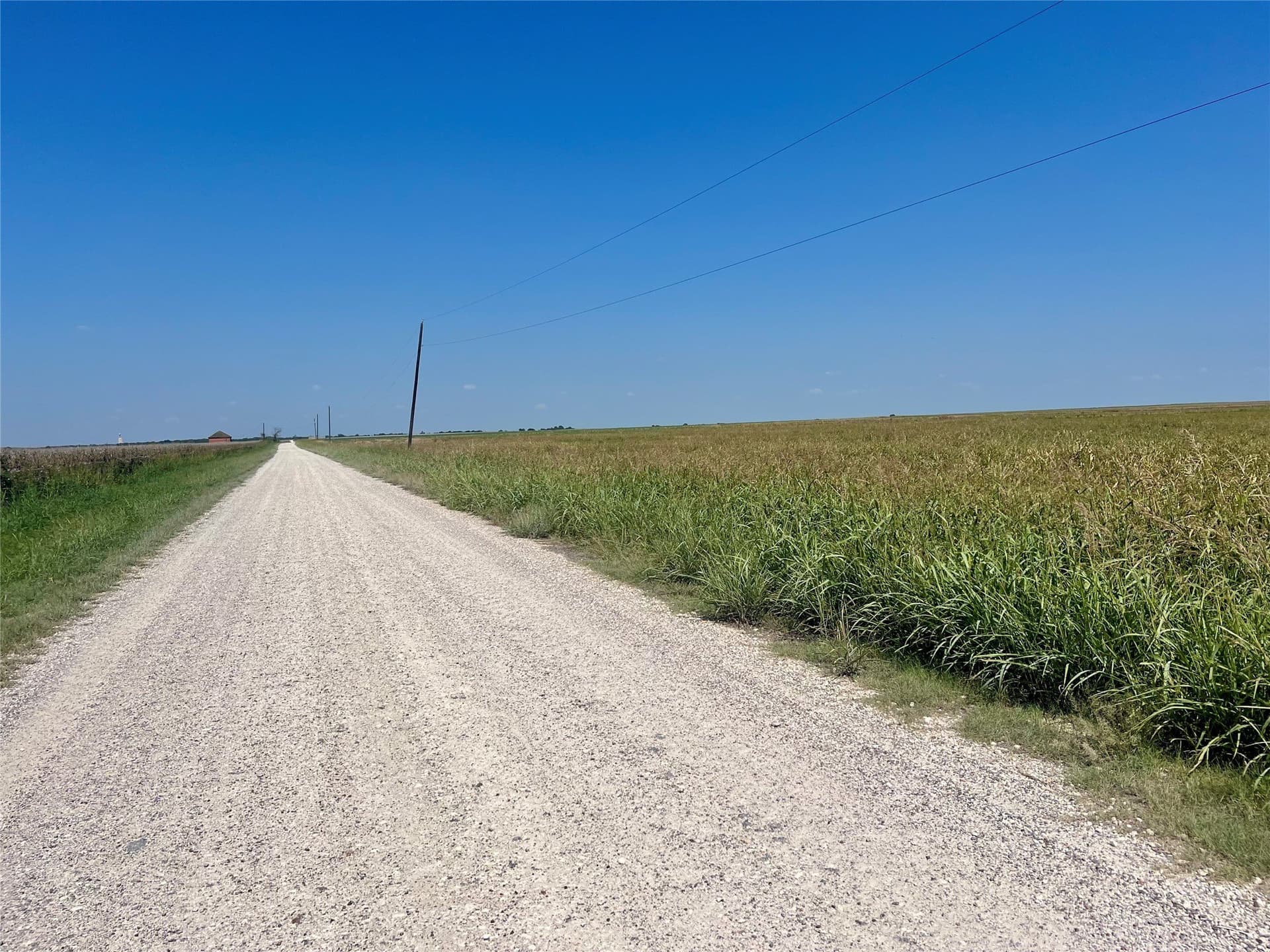 104.88 acres in Ellis County - photo 12