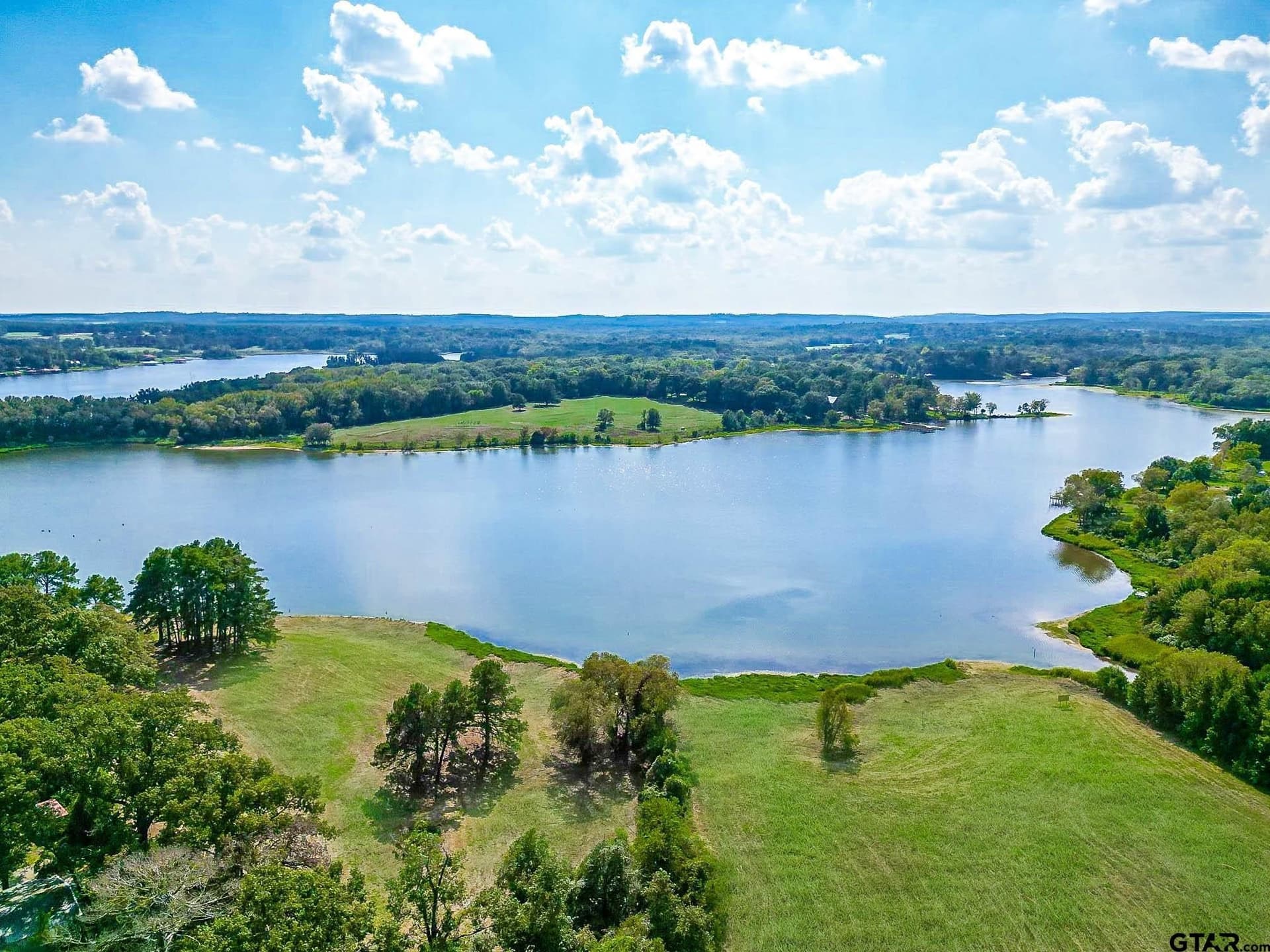 2.37 acres in Henderson County gallery image 2