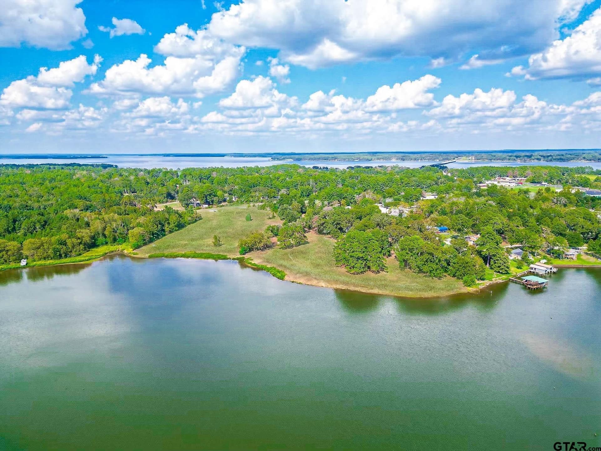 2.37 acres in Henderson County gallery image 3