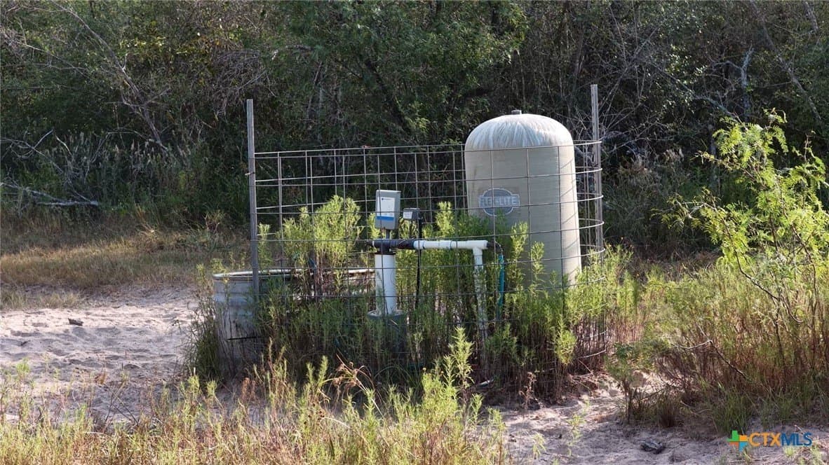 106.24 acres in Refugio County - photo 5