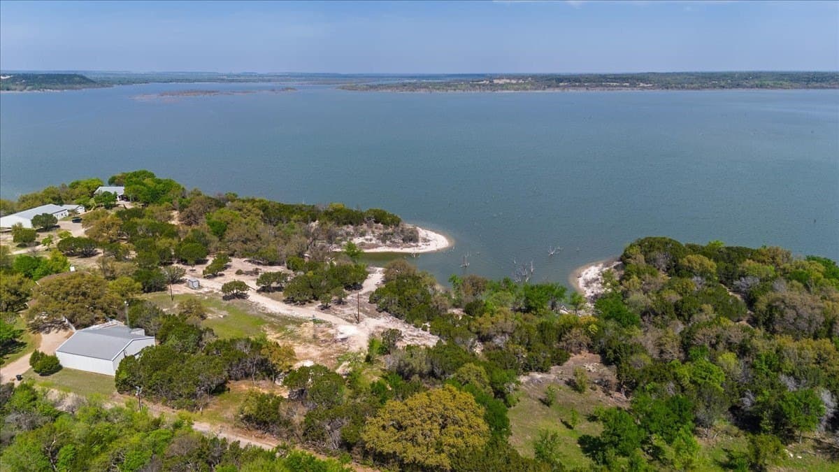 0.95 acres in Bosque County - photo 6