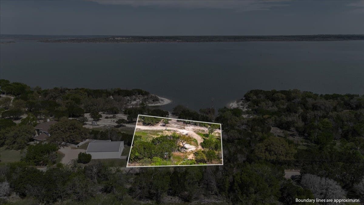 0.95 acres in Bosque County - photo 2