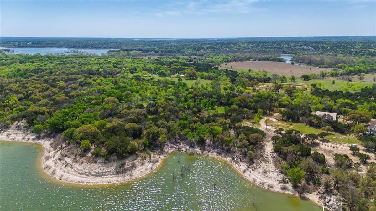 0.95 acres in Bosque County - photo 20