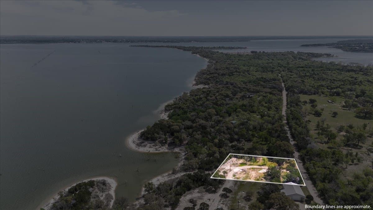 0.95 acres in Bosque County - photo 4