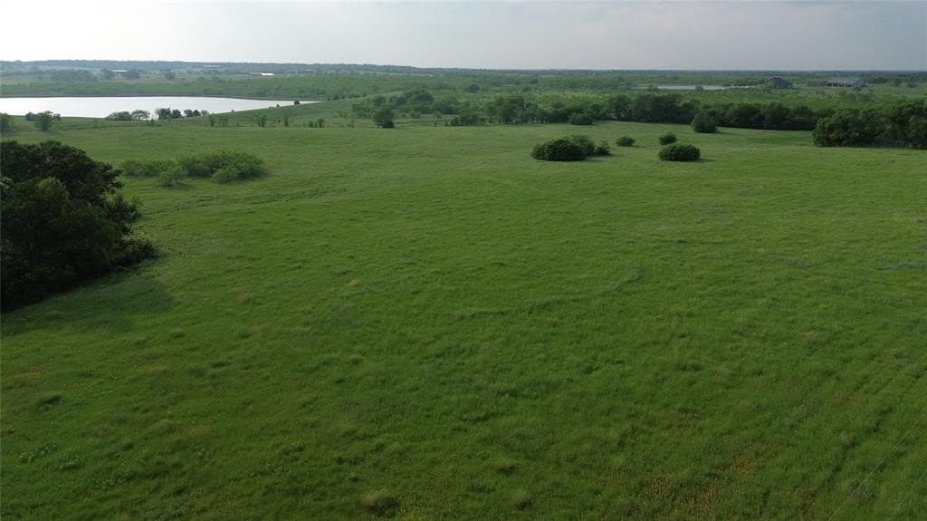 10.1 acres in Kaufman County gallery image 3