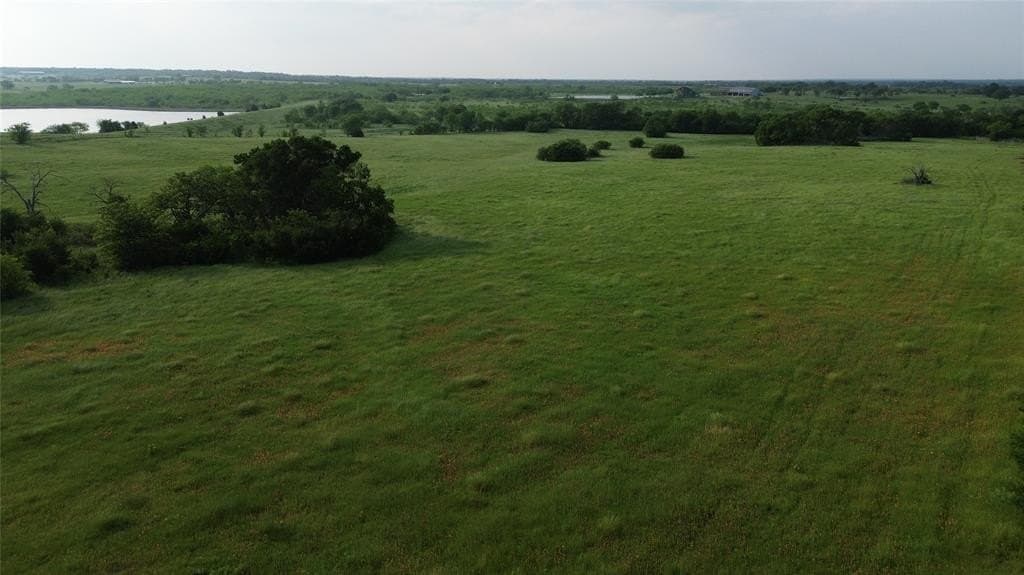 10.1 acres in Kaufman County