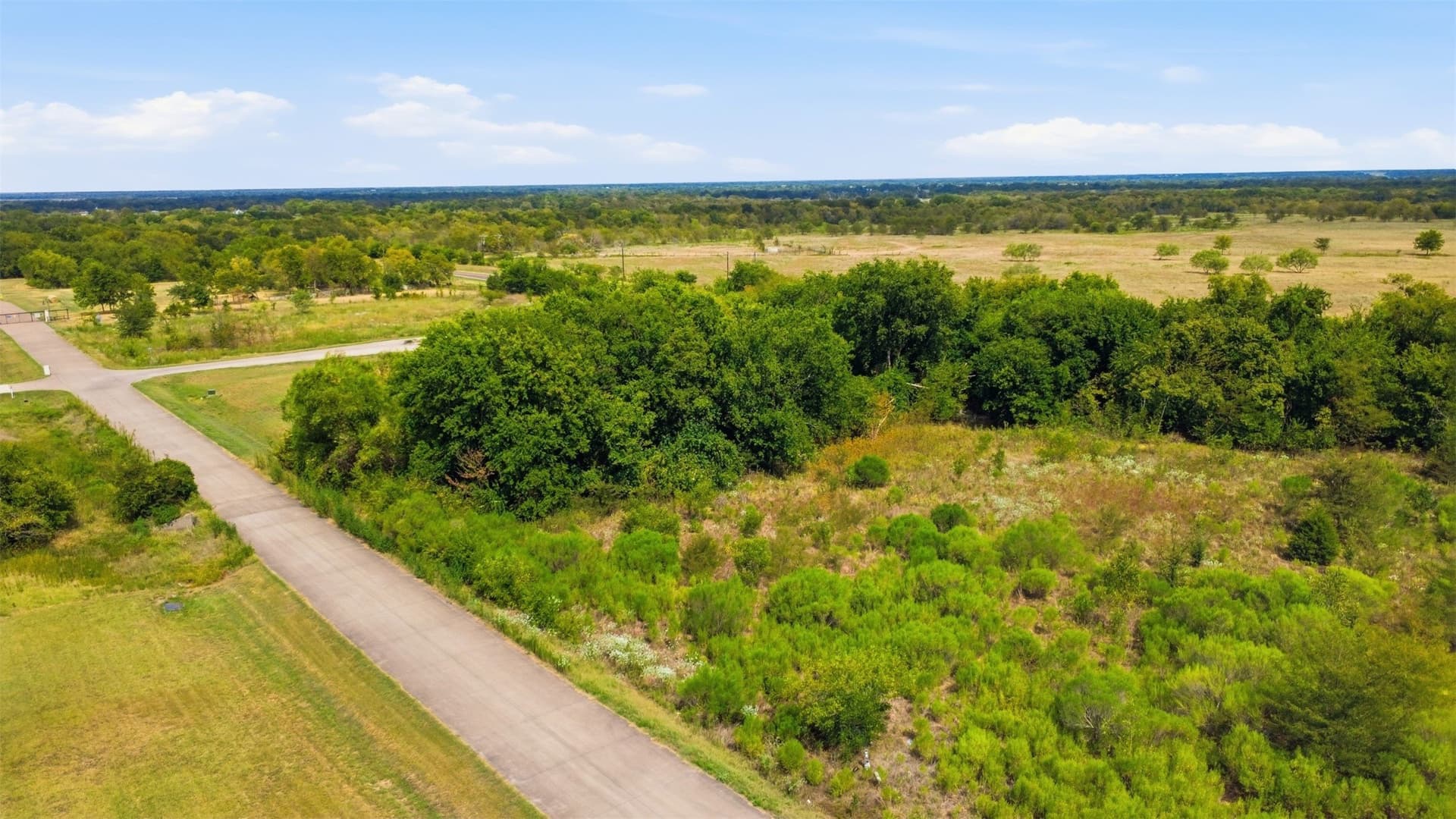 1.37 acres in Kaufman County - photo 11
