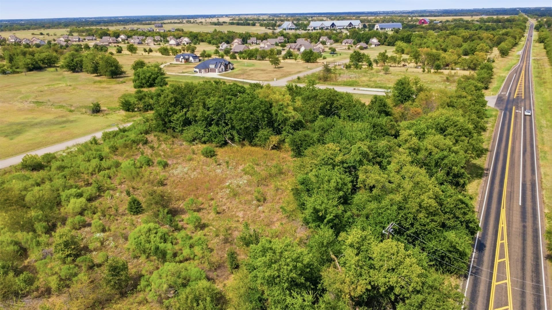 1.37 acres in Kaufman County - photo 9
