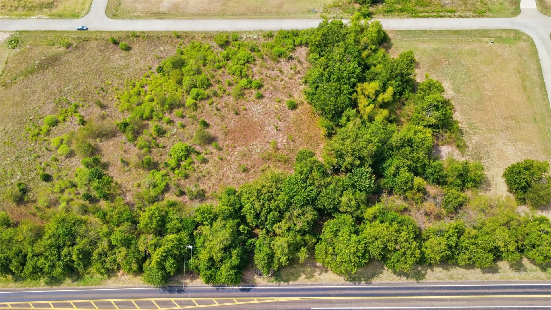 1.37 acres in Kaufman County - photo 13