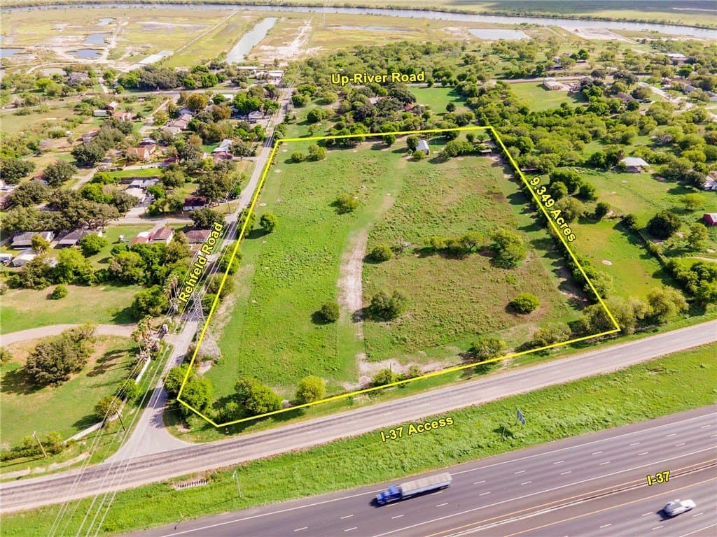 9.35 acres in Nueces County