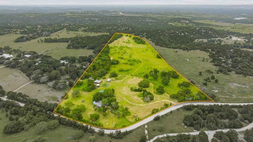 17.1 acres in Bosque County
