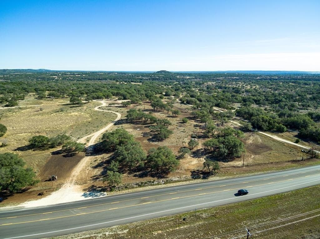 10.04 acres in Blanco County