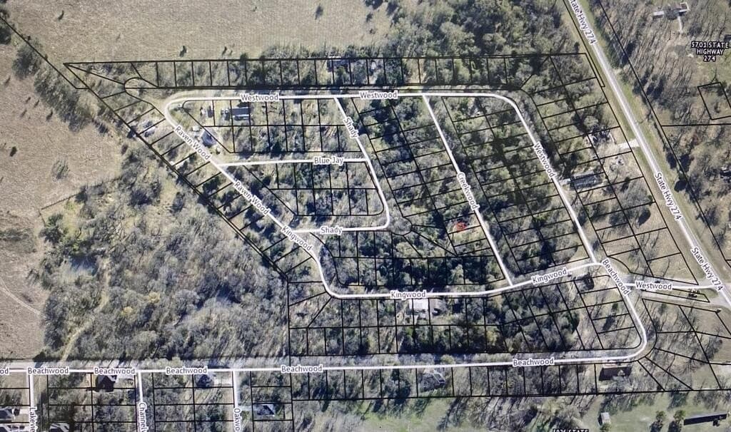 0.14 acres in Henderson County - photo 2