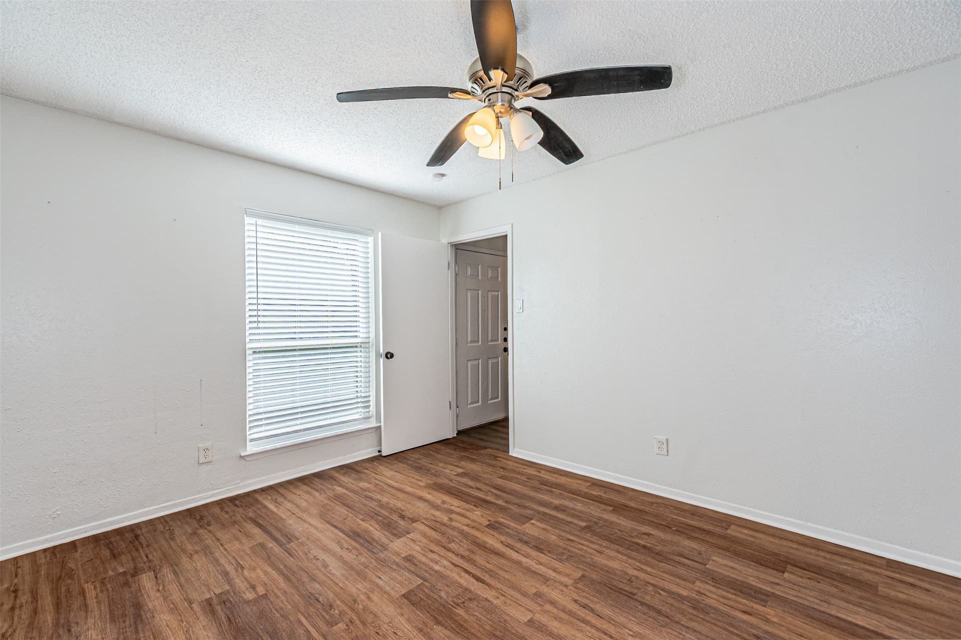 19.86 acres in Dallas County - photo 8