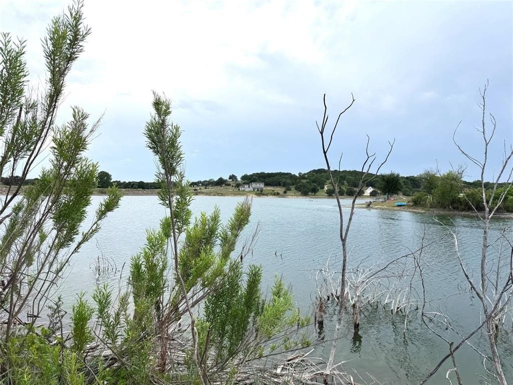 2.03 acres in Erath County gallery image 2