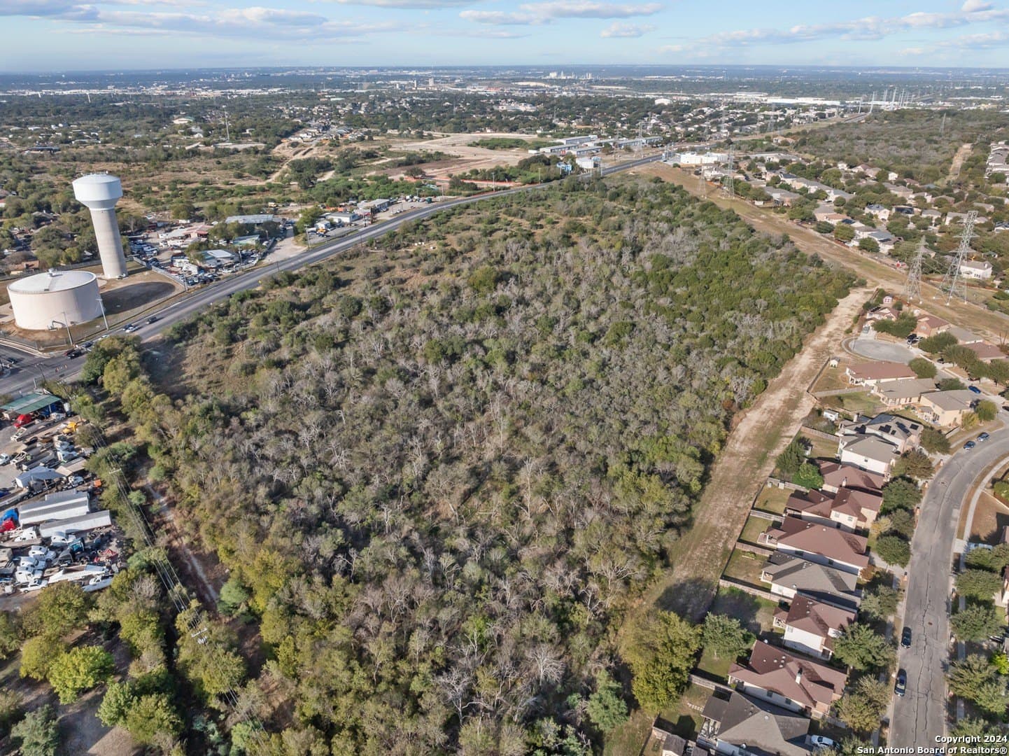 21.11 acres in Bexar County gallery image 3