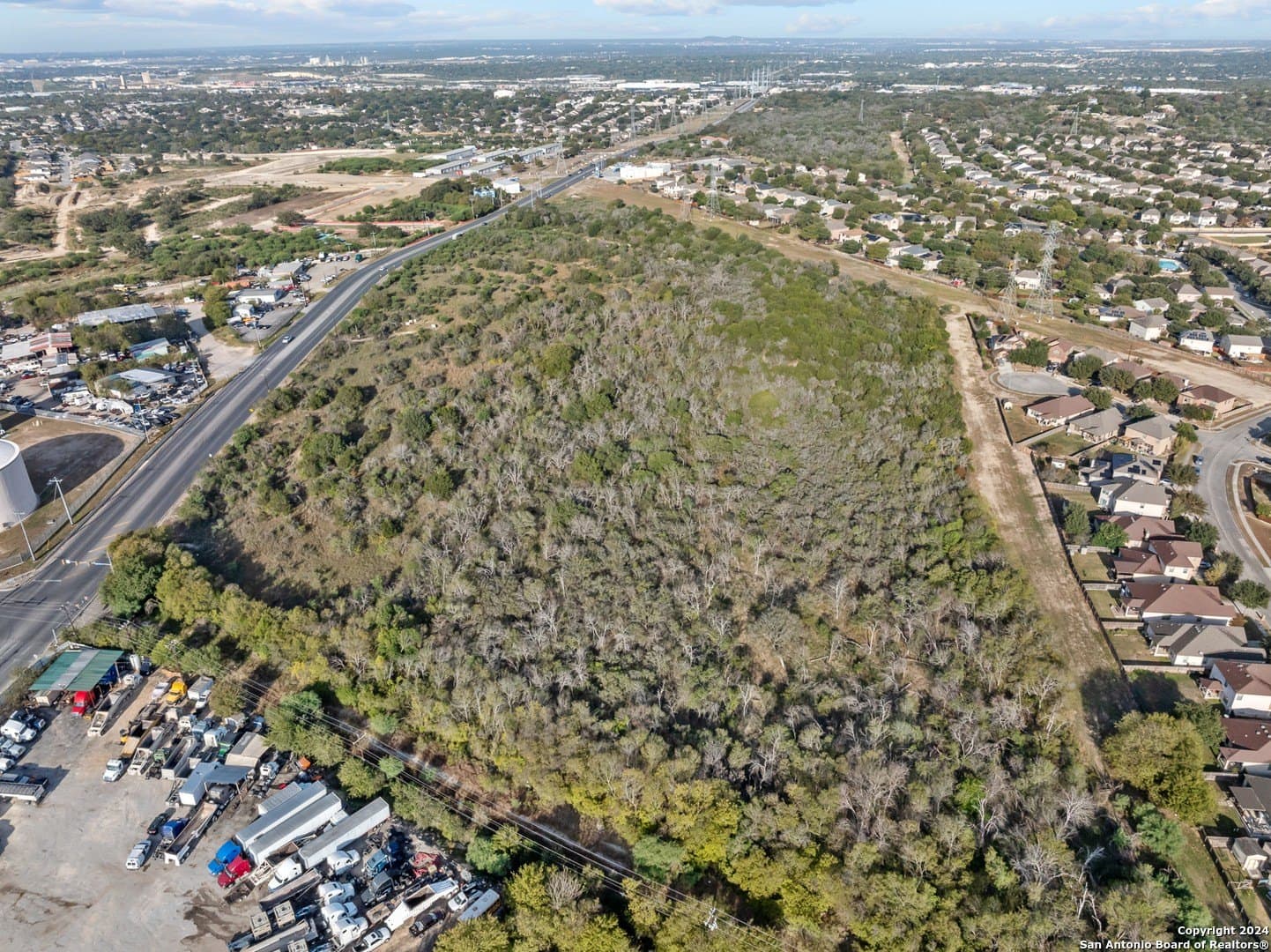 21.11 acres in Bexar County gallery image 4