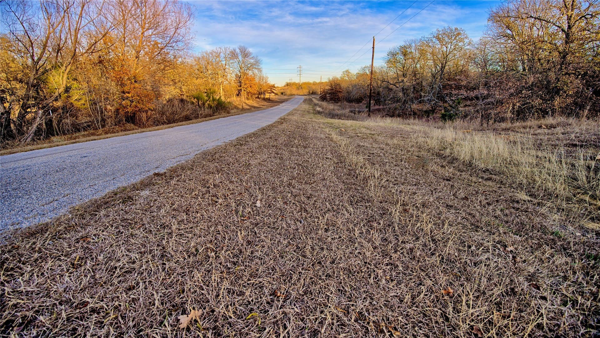 5 acres in Montague County - photo 4