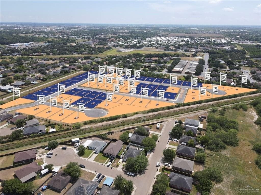 0.2 acres in Hidalgo County gallery image 3