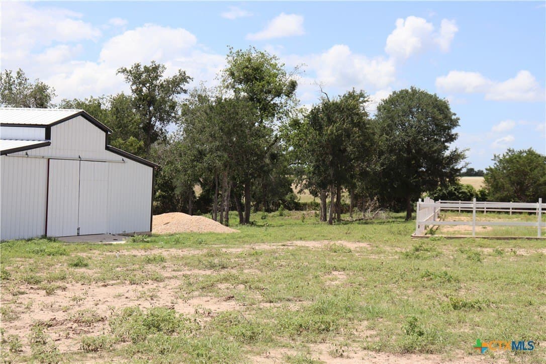 30.71 acres in Caldwell County - photo 11