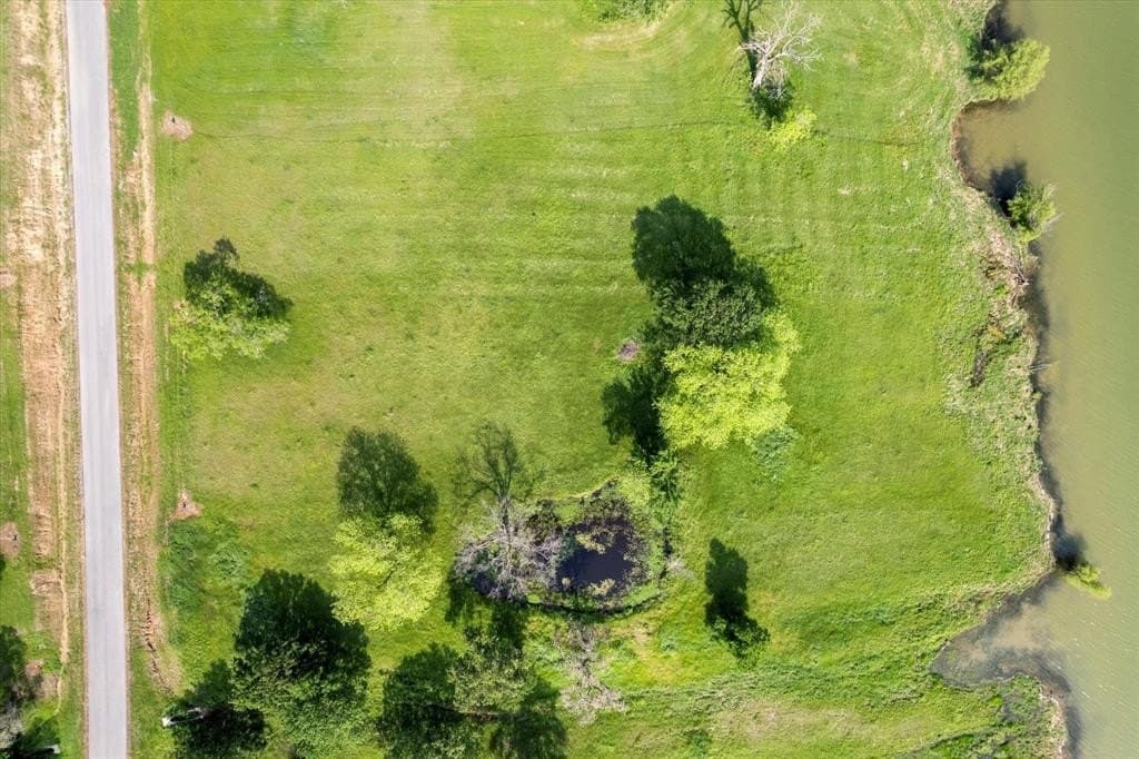 1.16 acres in Navarro County gallery image 4