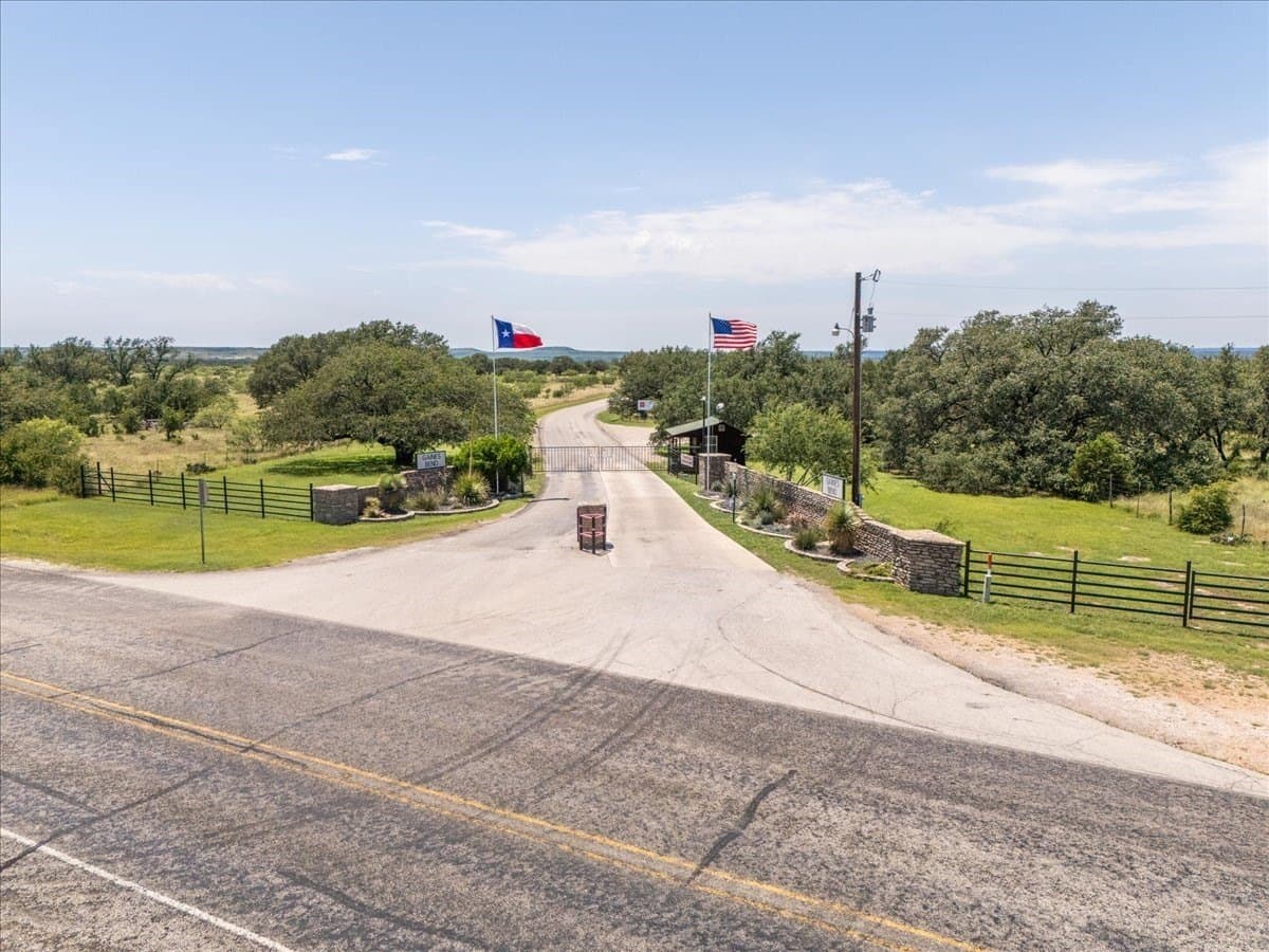 2.62 acres in Palo Pinto County gallery image 3