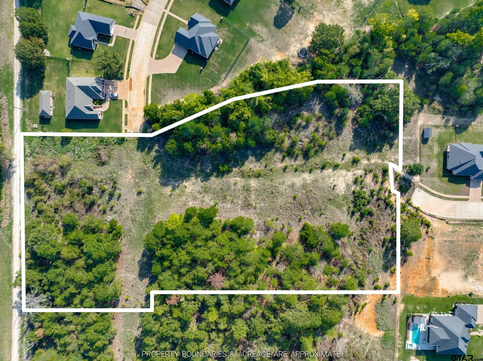 4.1 acres in Smith County - photo 3