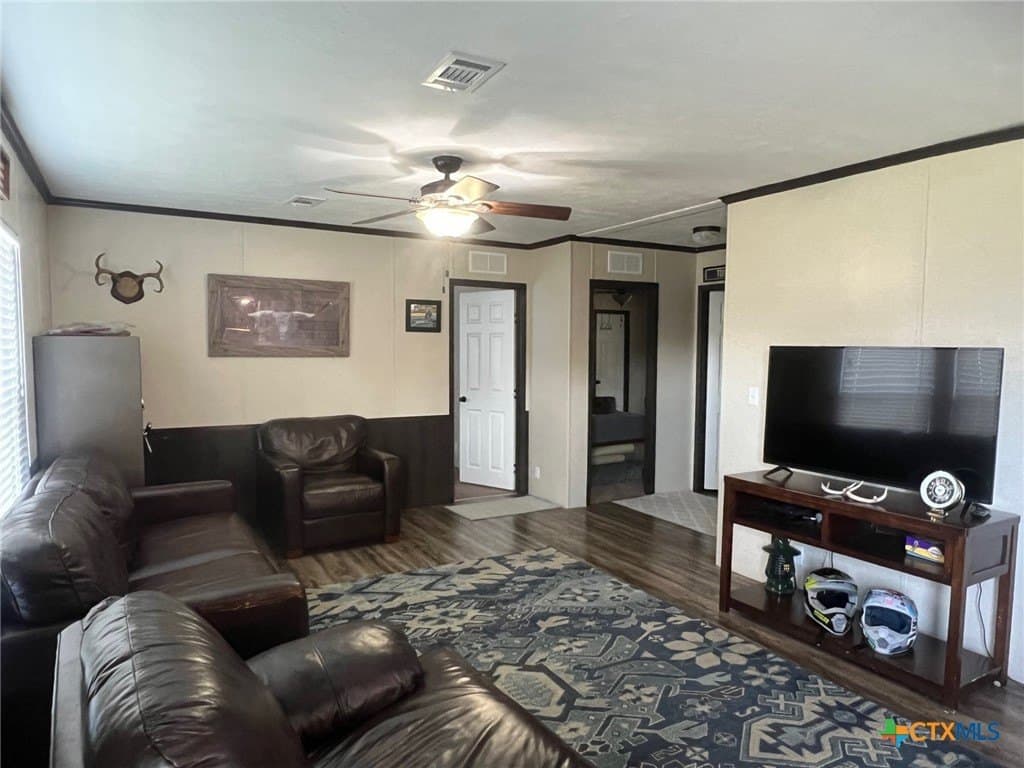 18.3 acres in Victoria County gallery image 4