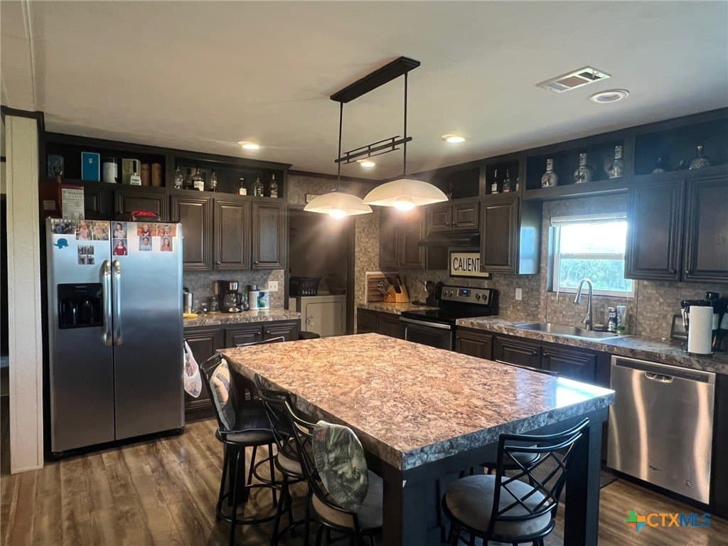 18.3 acres in Victoria County gallery image 3