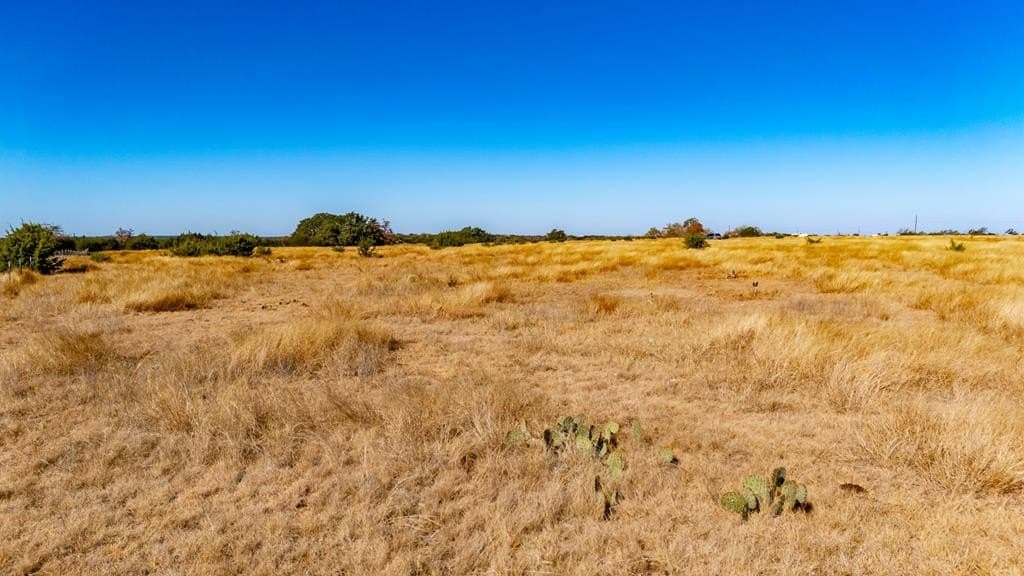 18.35 acres in Gillespie County - photo 11