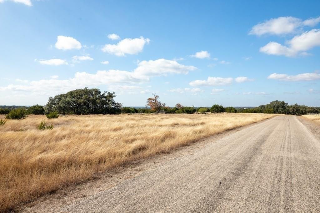 18.35 acres in Gillespie County gallery image 2