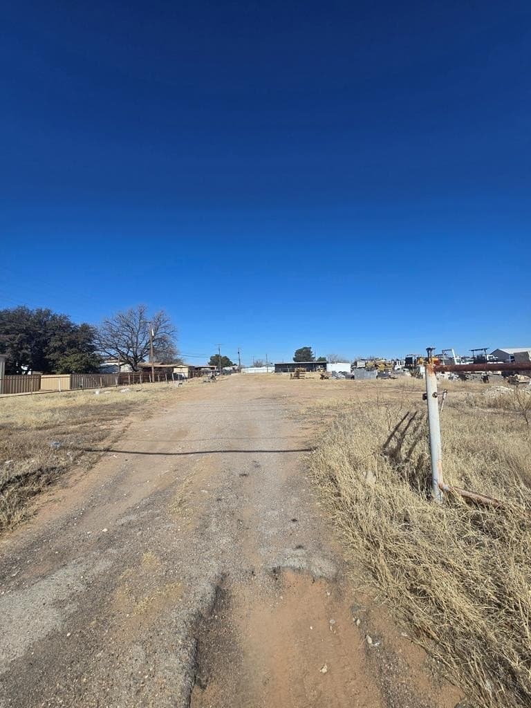 0.98 acres in Ector County