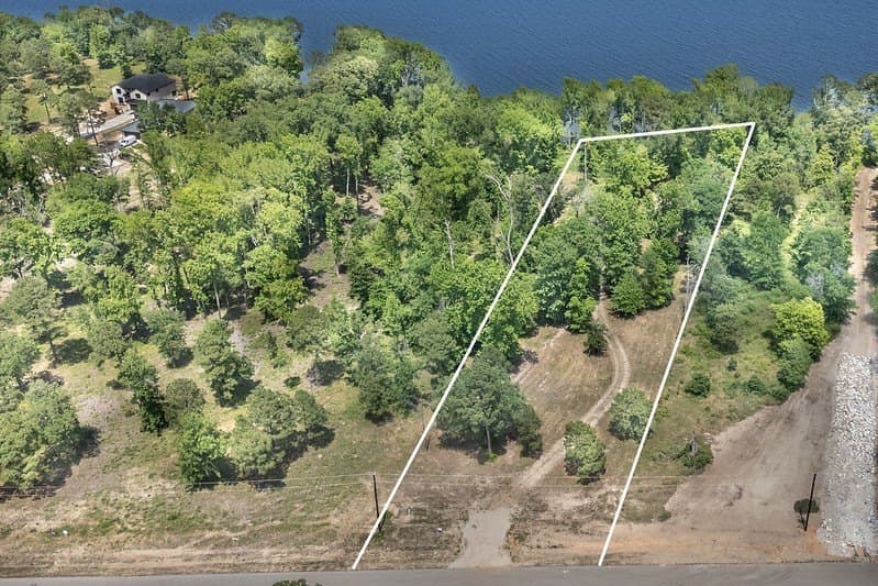1.19 acres in Henderson County - photo 6