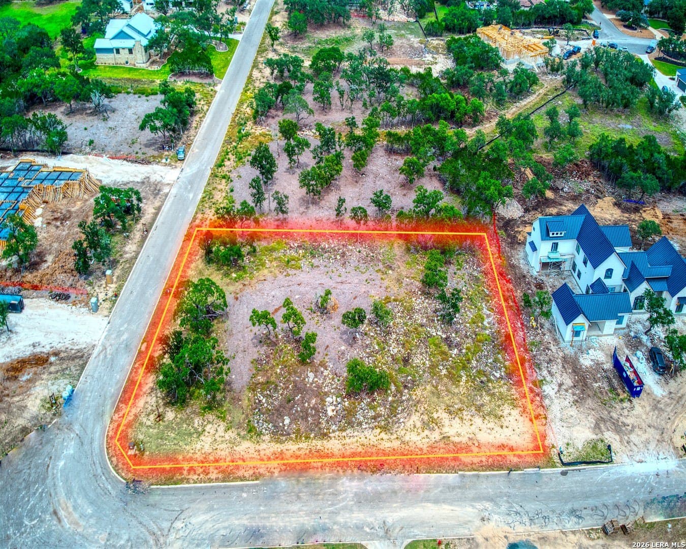 1.04 acres in Kendall County gallery image 2