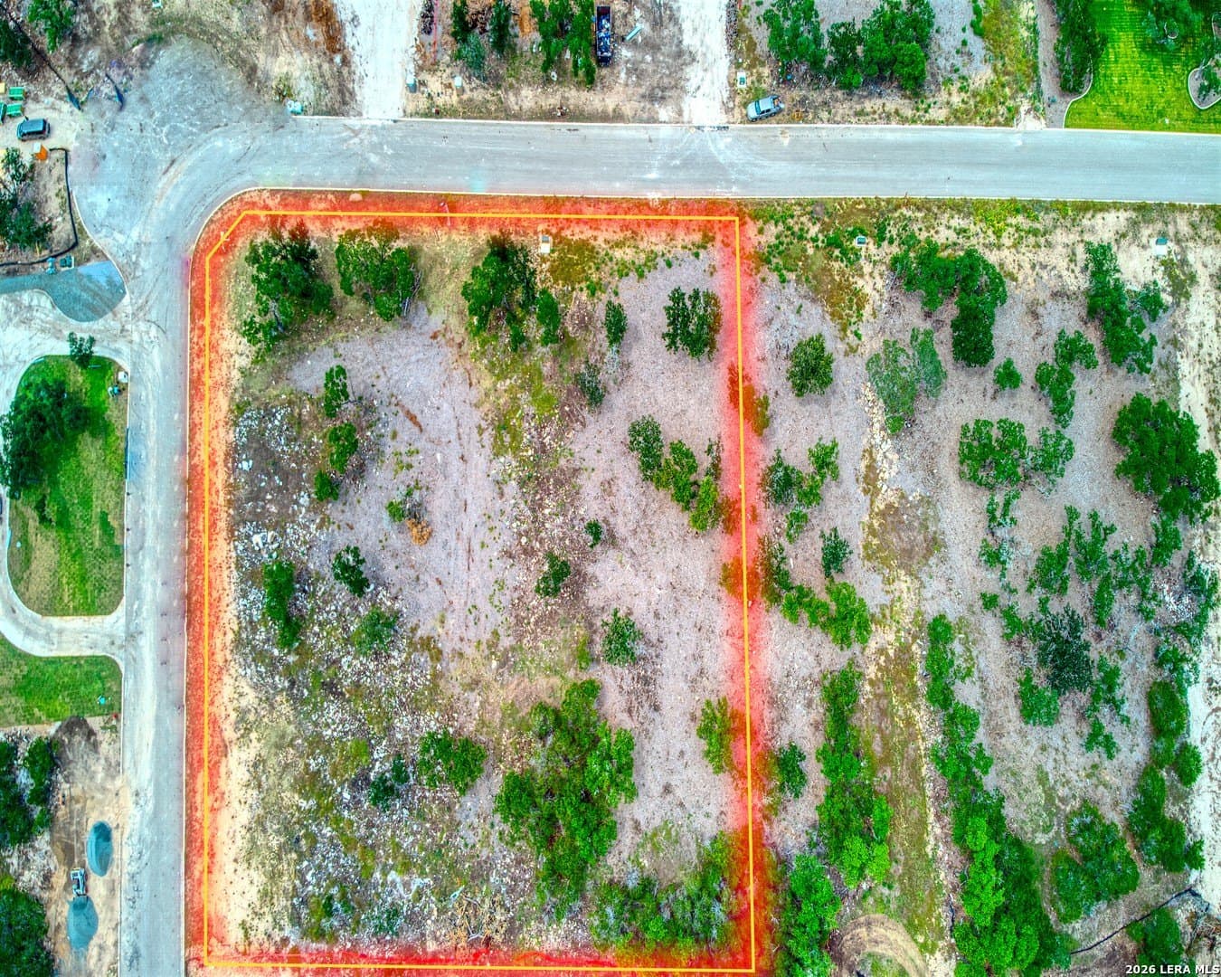 1.04 acres in Kendall County gallery image 4