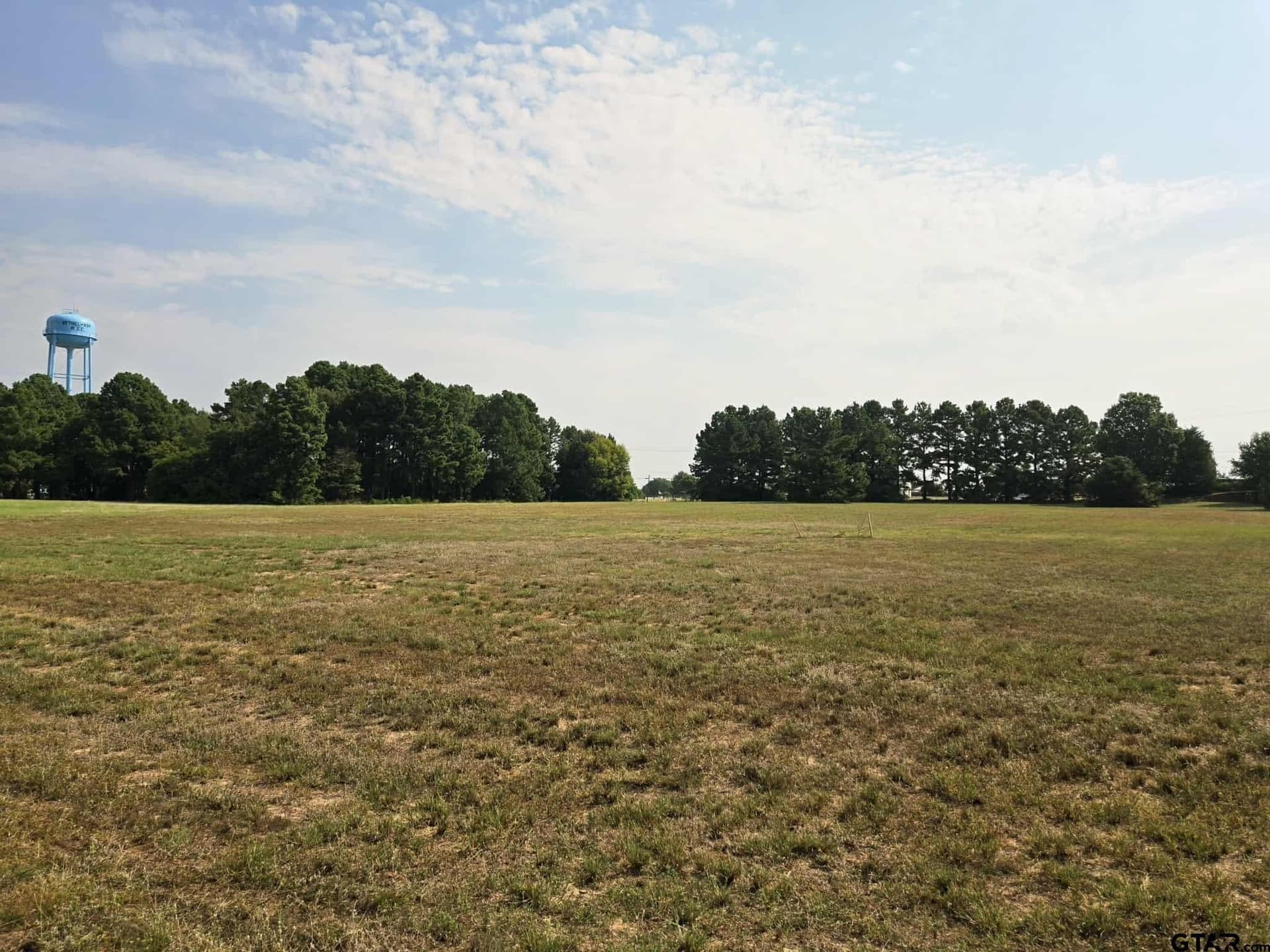 2.21 acres in Henderson County gallery image 3