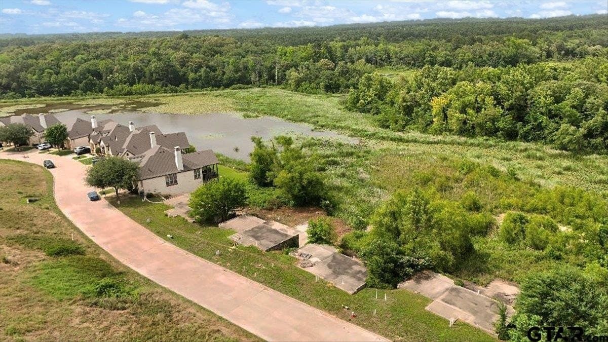 0.15 acres in Smith County - photo 6